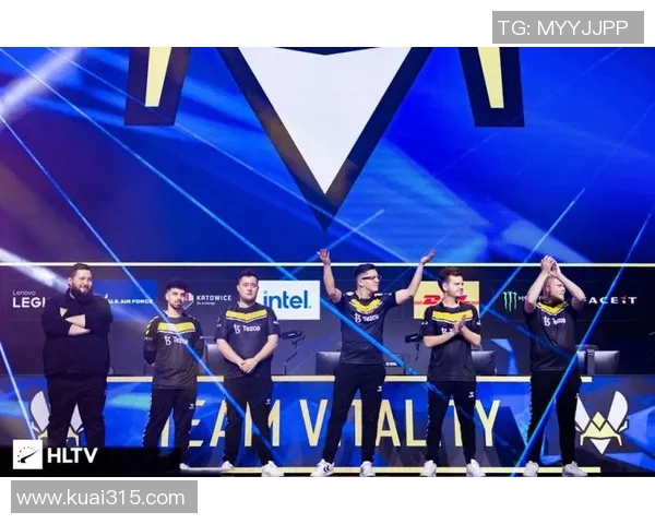 CSGO战术解析：深入探讨V5战队的反击策略与执行技巧