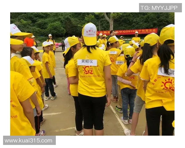 舞动人生的节奏与梦想:陈芳的街舞旅程与心灵对话 舞动人生的节奏与梦想:陈芳的街舞旅程与心灵对话